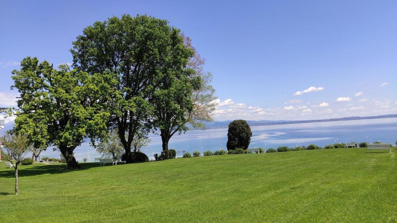Front Lake Amazing View 马内尔巴 外观 照片